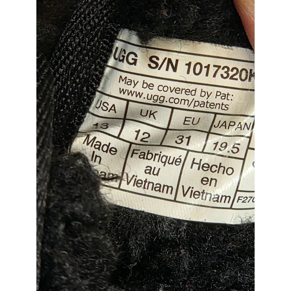 UGG Neumel Black Suede Sheepskin‎ Lined Chukka Boots Kids Size 13 1017320K